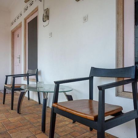 Отель Reddoorz Syariah Near Plengkung Gading 2 Джокьякарта Экстерьер фото